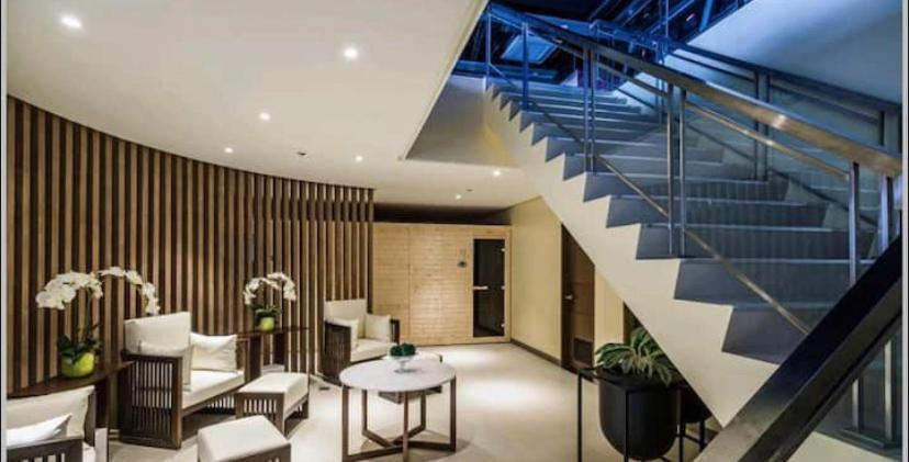 Classy 2Br Suite At Eastwood City With Pool And City Skyline View マニラ市 エクステリア 写真